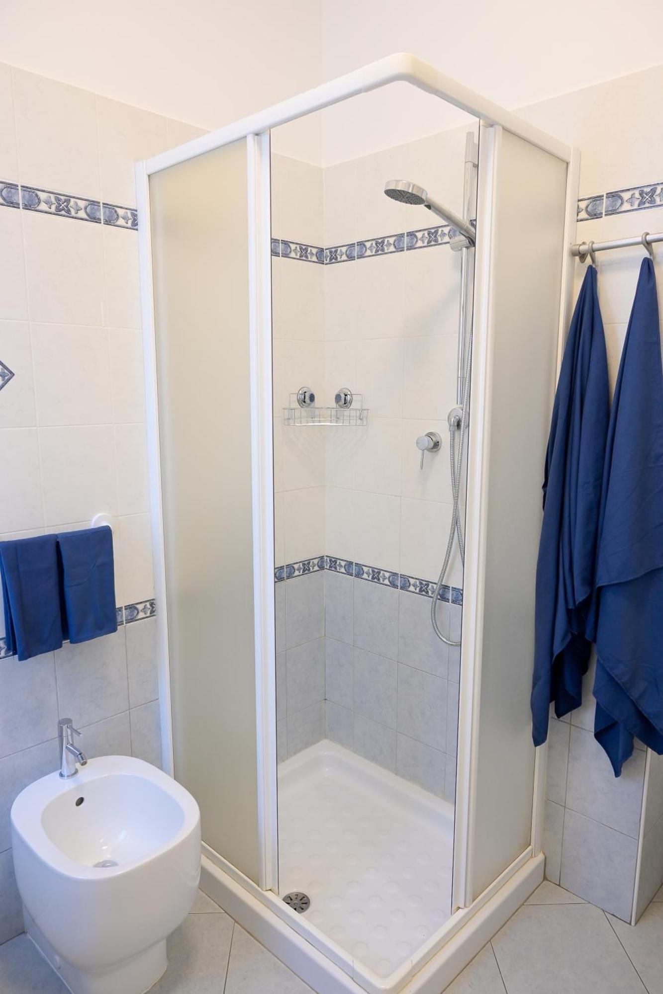 Tuliphouse Da Davide Apartment โบโลญญา ภายนอก รูปภาพ